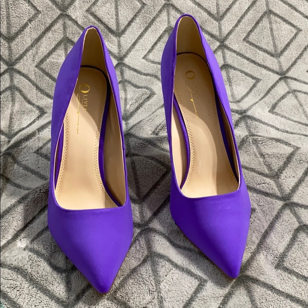 Purple pump heels